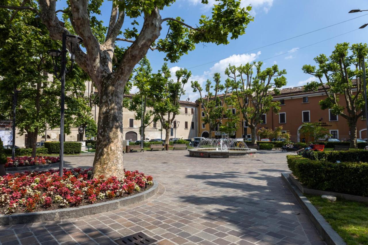 Lapiccolina Apartment Desenzano del Garda Exterior photo